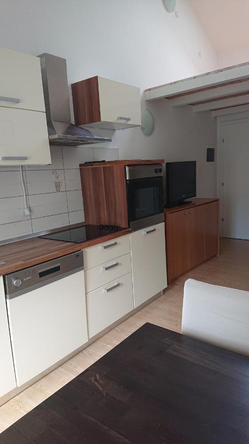 Apartments Matej & Irena 茨雷斯 外观 照片