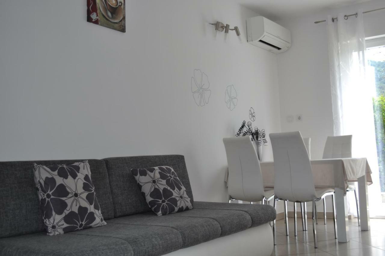Apartments Matej & Irena 茨雷斯 外观 照片